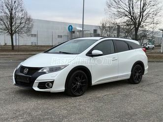 honda civic tourer 1.6 i-dtec elegance euro6 megkímélt állapot/ navi/ ülésfűtés/ xenon/ digit klíma/ két kulcs