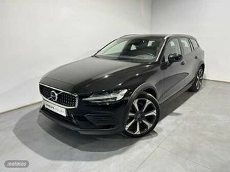 v60 cross country core, b4 (diesel) awd, diésel
