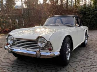 other triumph tr4 volltändig restauriert