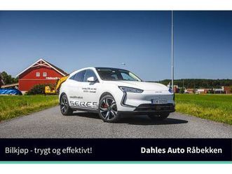 585 hk 4x4/skinn/pano/360/acc/el set/nav/el bakl/led+++