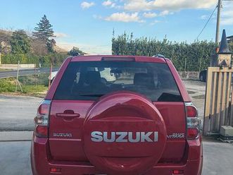 suzuki grand vitara 1.9 ddis 3 porte gancio traino