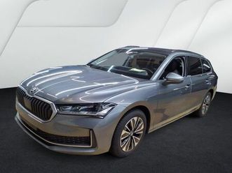 skoda superb combi 2.0 tdi dsg selection /ahk /pano sd