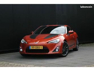 toyota gt86 2.0 d-4s 200ch – cuir – régulateur – sièges chauffants – navi – bluetooth