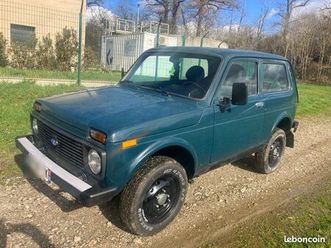 lada niva 1700 gpl ttes bon état