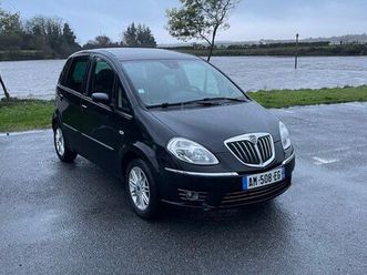 lancia musa boîte automatique diesel