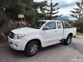 toyota hilux benne hydraulique