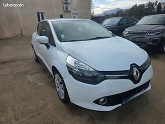 clio 4 en 2 places
