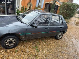 voiture peugeot 205