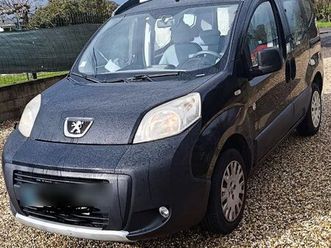 véhicule peugeot bipper tepee