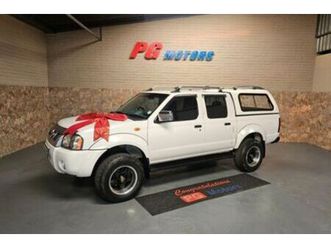 2017 nissan np300 2.5 tdi hi-rider double-cab