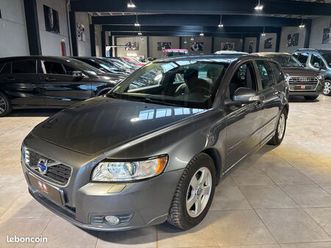 volvo v50 1.6 115ch kinetic