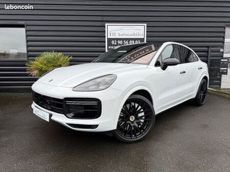 porsche cayenne coupe iii 4.0 v8 550 turbo / attelage / toit panoramique / pack chrono / bose / 4 roues directrices / pdls + / sieges elec chauffants - ventilés