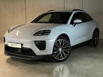 porsche macan 4