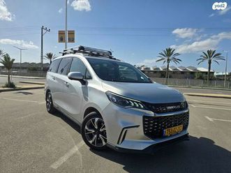 luxury חשמלי אוט׳ מיניוואן / mpv 6 מק (174 כ״ס)
