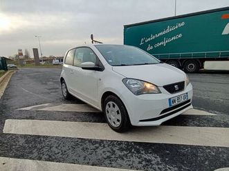 véhicule bonjour, je vends une seat mia en très bon état, très confortable et économique