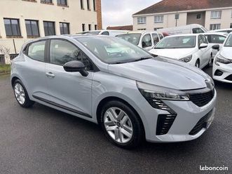 renault clio v (2) 1.6 e-tech full hybrid 145 evolution