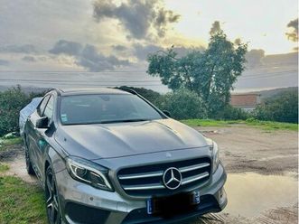 mercedes gla 200d 2.2 - fascination 4matic - toit pano - 129 000 km