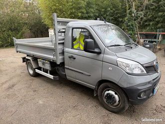 camion benne piaggio