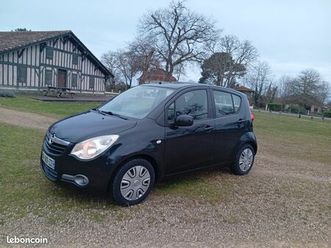 opel agila 1.0l climatisée