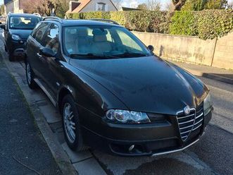 vend alfa roméo croswagon q4