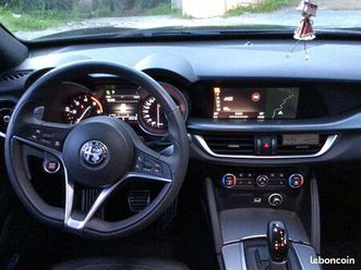 vend alfa stelvio q4