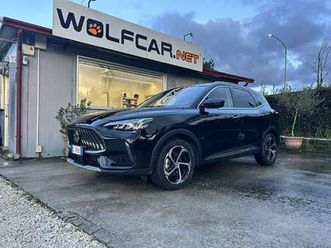 hs i 1.5 t luxury auto unipro prezzo reale