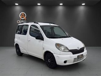 yaris verso 1.3 linea sol
