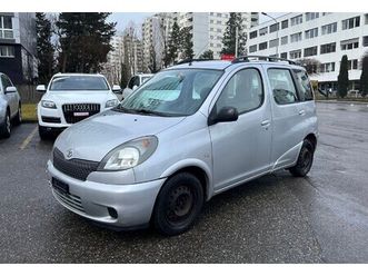yaris verso 1.3 linea sol