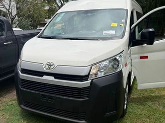 toyota hiace minibus dx 2.8 tdi 16l aut. 2025