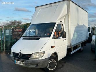 mercedes sprinter (2) fourgon 411 cdi 20m3 35n 3.5t pour export