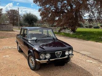 alfa romeo giulia nuova super 1300 del '76