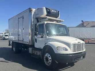 2017 freightliner m2 18ft reefer box truck cummins only 135k miles