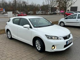 lexus ct200h
