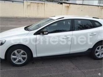 volvo v40 cross country 2.0 d2 cross country