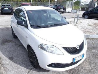 lancia ypsilon 1.2 69cv gpl gold **prezzo vero**un