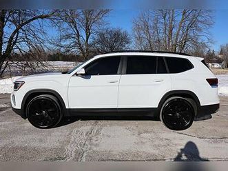 2024 volkswagon atlas se 4 motion tech 2.0l vented leather third row 2