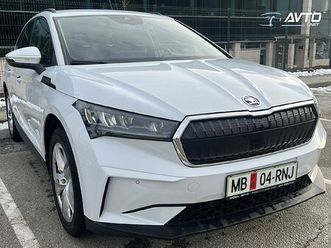 škoda enyaq iv top cena z subvencijo 21.890 € led kamera