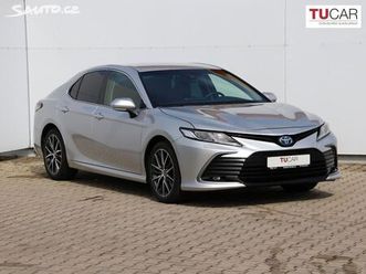 toyota camry 2.5 hybrid automat