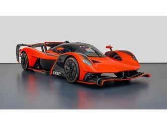 aston martin valkyrie amr pro