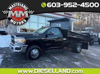 2020 ram 3500 chassis cab 4x4 6.4l hemi v8 gas dump truck only 31k miles!! **fin