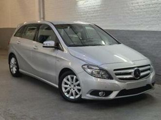 ② mercedes b180 essence - cuir - gps -superbe état- garantie — mercedes-benz — 2ememain