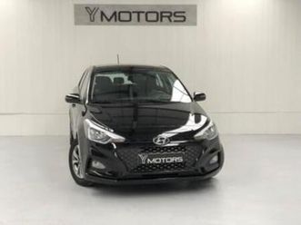 ② hyundai i20 1.2i 58.000 km! facelift apple car play camera — hyundai — 2ememain