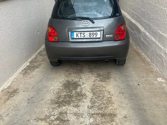 toyota ist 1,3l 2005