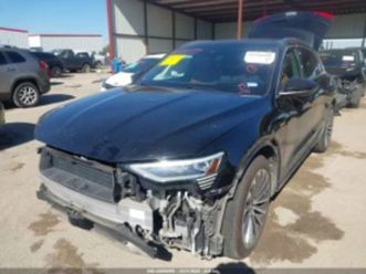 audi e-tron premium plus / quattro / bang&olufsen ≫ 2019 • 20 000 eur • id