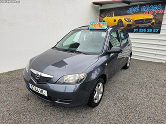 mazda 2 1.2i 16v 75cv 150.000km 09/2003 setembro/03
