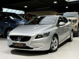 ② volvo v40 2.0 d2 euro- 6 120cv gps cruise clim tel pdc ja16 — volvo — 2ememain