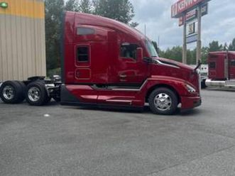 2024 kennworth t680 next gen – like new & road ready