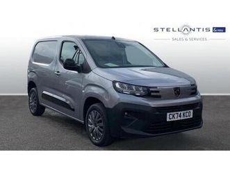 1.5 bluehdi 1000 asphalt standard panel van eat8 s