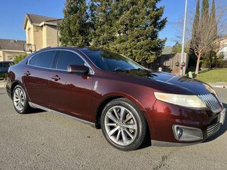 2010 lincoln mks sport