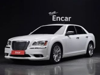 chrysler 300c 3.6 prestige ≫ 2014 • 9 875 eur • id